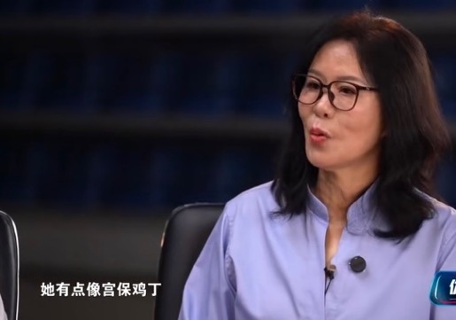 鼓励她, 大赛一共, 诠释了她心