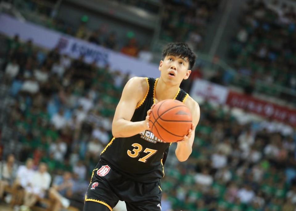 EsH, 有心重回辽